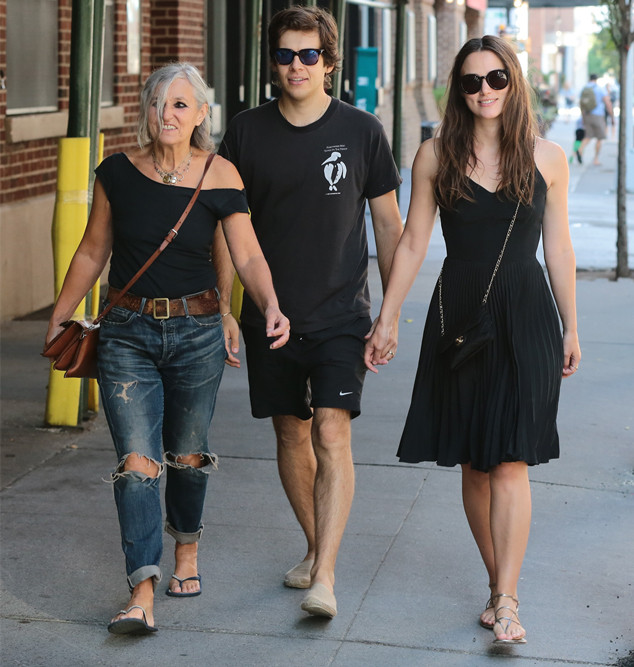 Keira Knightley Shows Slim Post Baby Body Flashes Smile